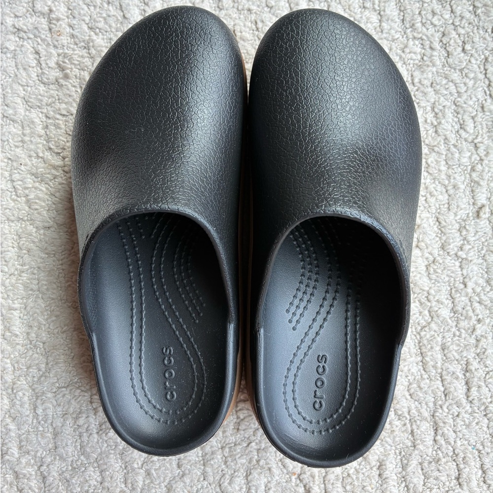 CROCS Dylan Black/Brown Slip-On Platform Clog